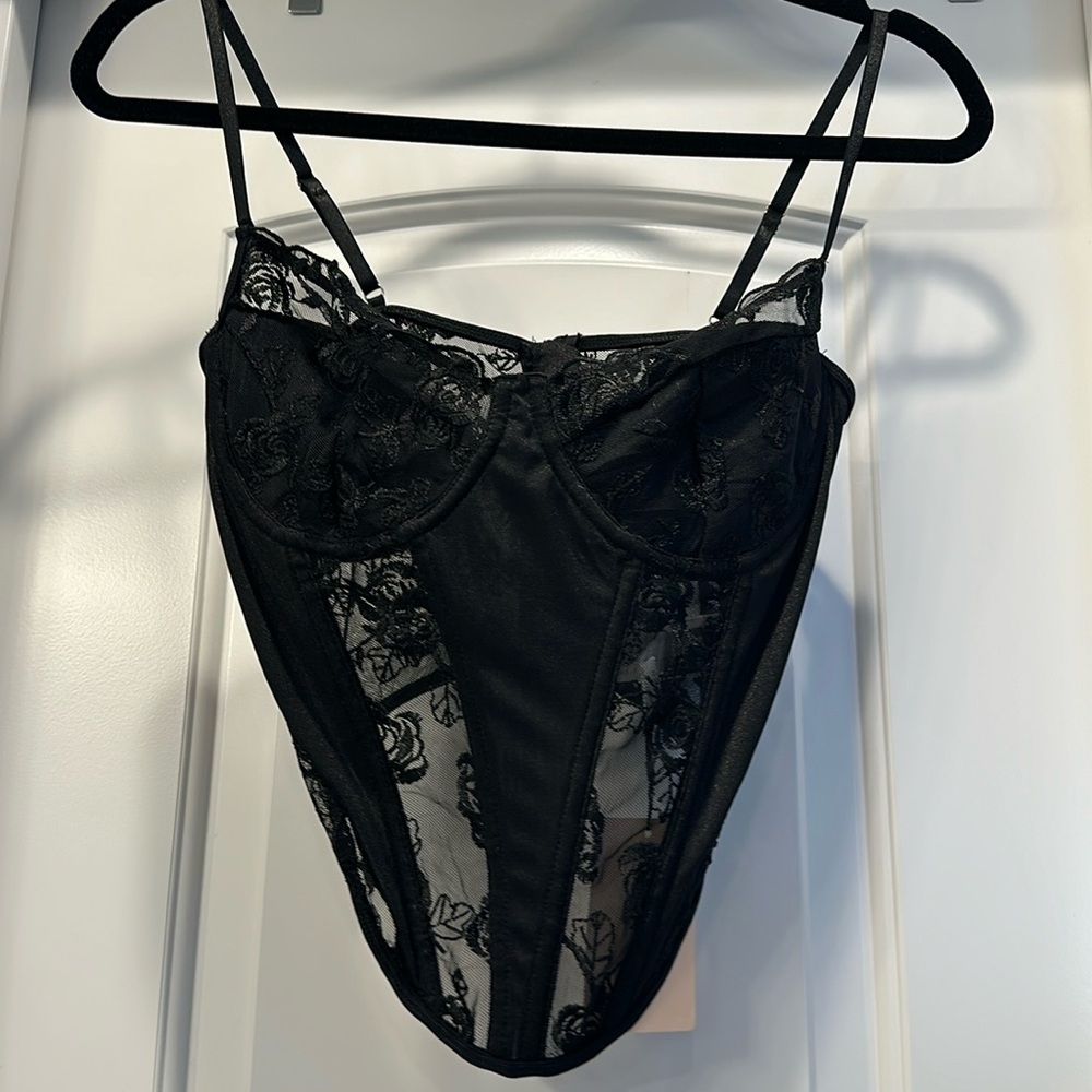 Black lace corset